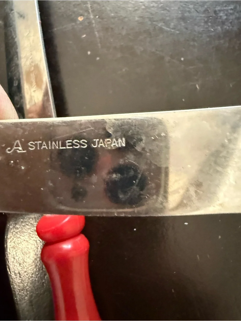 N/A plastic red